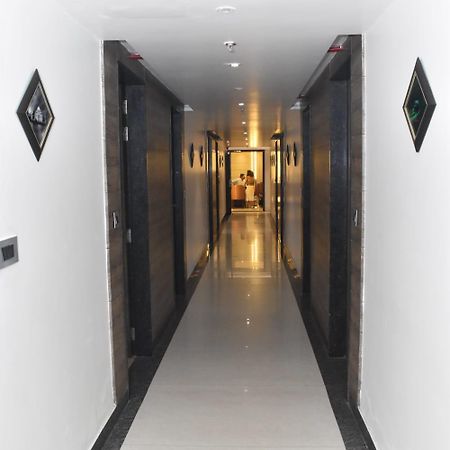 Hotel Parklane Agra (Uttar Pradesh) Eksteriør bilde