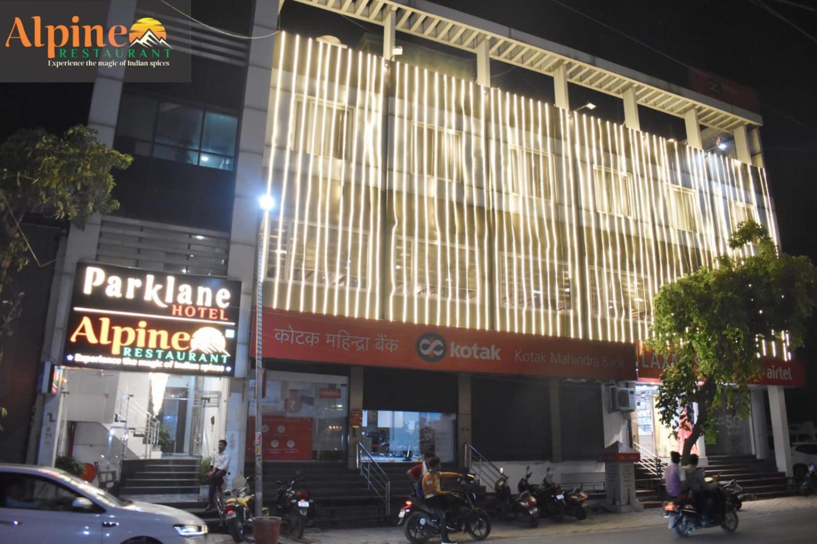 Hotel Parklane Agra (Uttar Pradesh) Eksteriør bilde